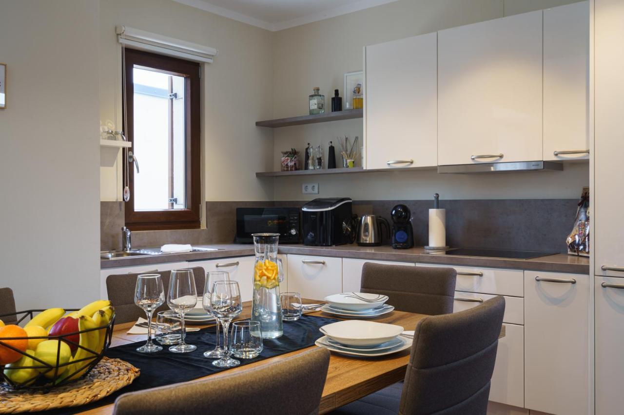 Villa Caprice - Krk Milohnici Exteriör bild